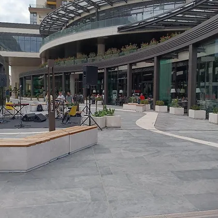 Nina Diamond Limak Apartamento