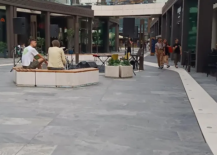 Nina Diamond Limak Skopje